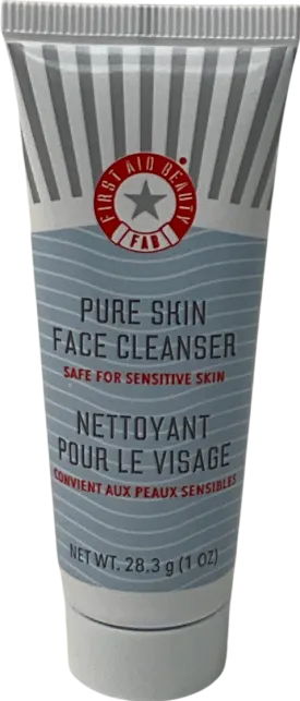 First Aid Beauty Pure Skin Face Cleanser 3g
